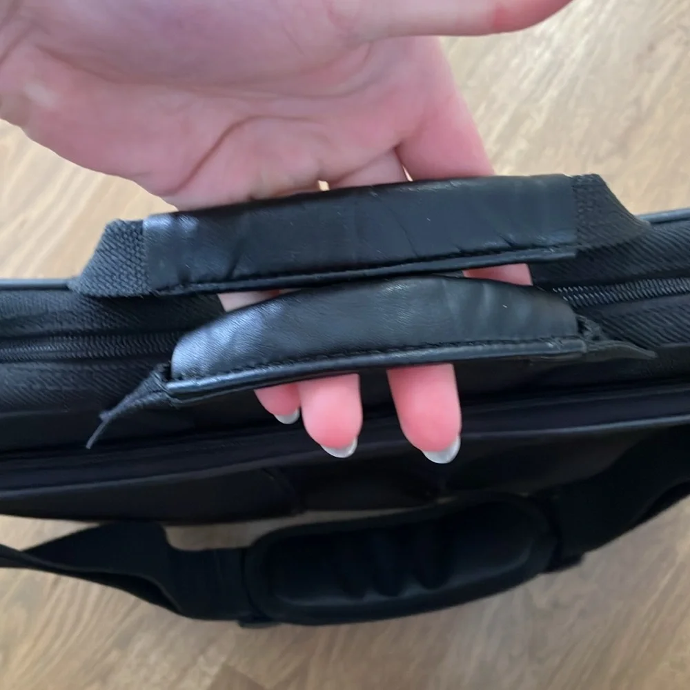 Samsonite Men’s Black Laptop Carry Case Soft Shell Technology Bag